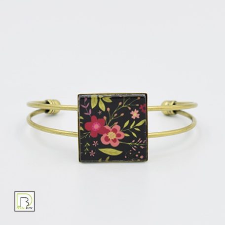 Fekete tavaszi virág karkötő