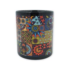 Színes mandala bögre fekete
