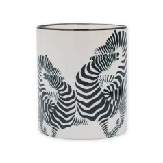 Op-art futó zebrás bögre