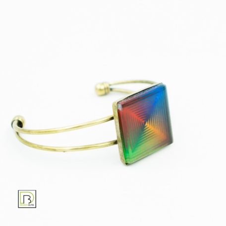 Op-art négyszínű karkötő