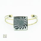 Op-art zebrás karkötő