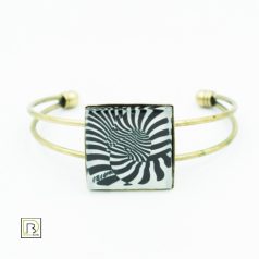 Op-art zebrás karkötő