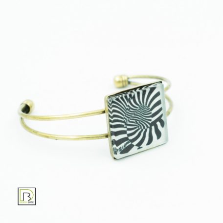 Op-art zebrás karkötő